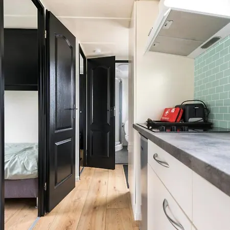 Chalet 12, Nature, Ac, Serenity, Cycling, Hiking & Terraces!