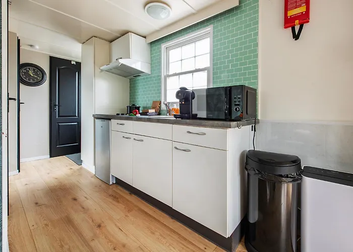 12, Nature, Ac, Serenity, Cycling, Hiking & Terraces!