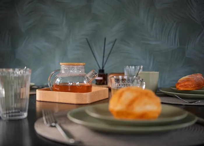 木屋 12, Nature, Ac, Serenity, Cycling, Hiking & Terraces!