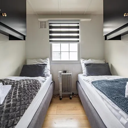 Chalet 12, Nature, Ac, Serenity, Cycling, Hiking & Terraces! Oisterwijk