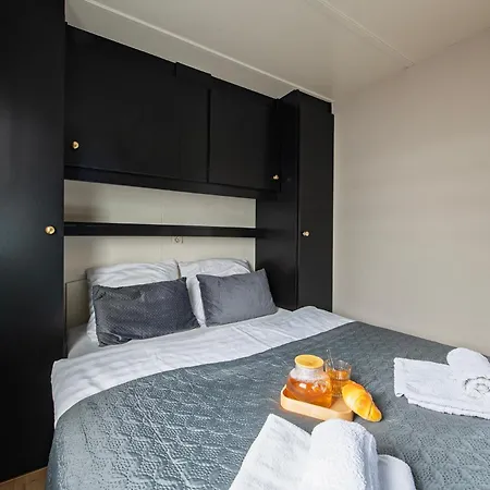 Chalet 12, Nature, Ac, Serenity, Cycling, Hiking & Terraces! Oisterwijk