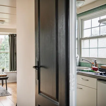 Chalet 12, Nature, Ac, Serenity, Cycling, Hiking & Terraces!